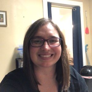 Meet your Posher, Casey